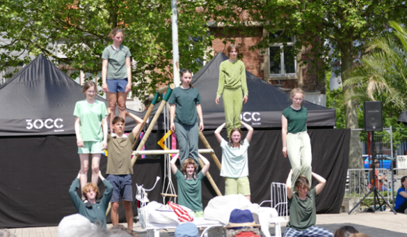 Klimop - Cirkus in beweging