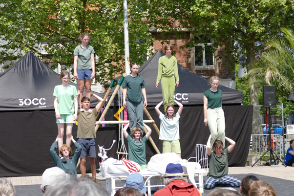 Klimop - Cirkus in beweging