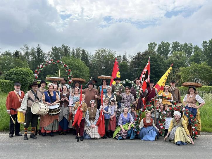 Volkskunstgroep Reuzegom Volkskunstgroep Reuzegom
